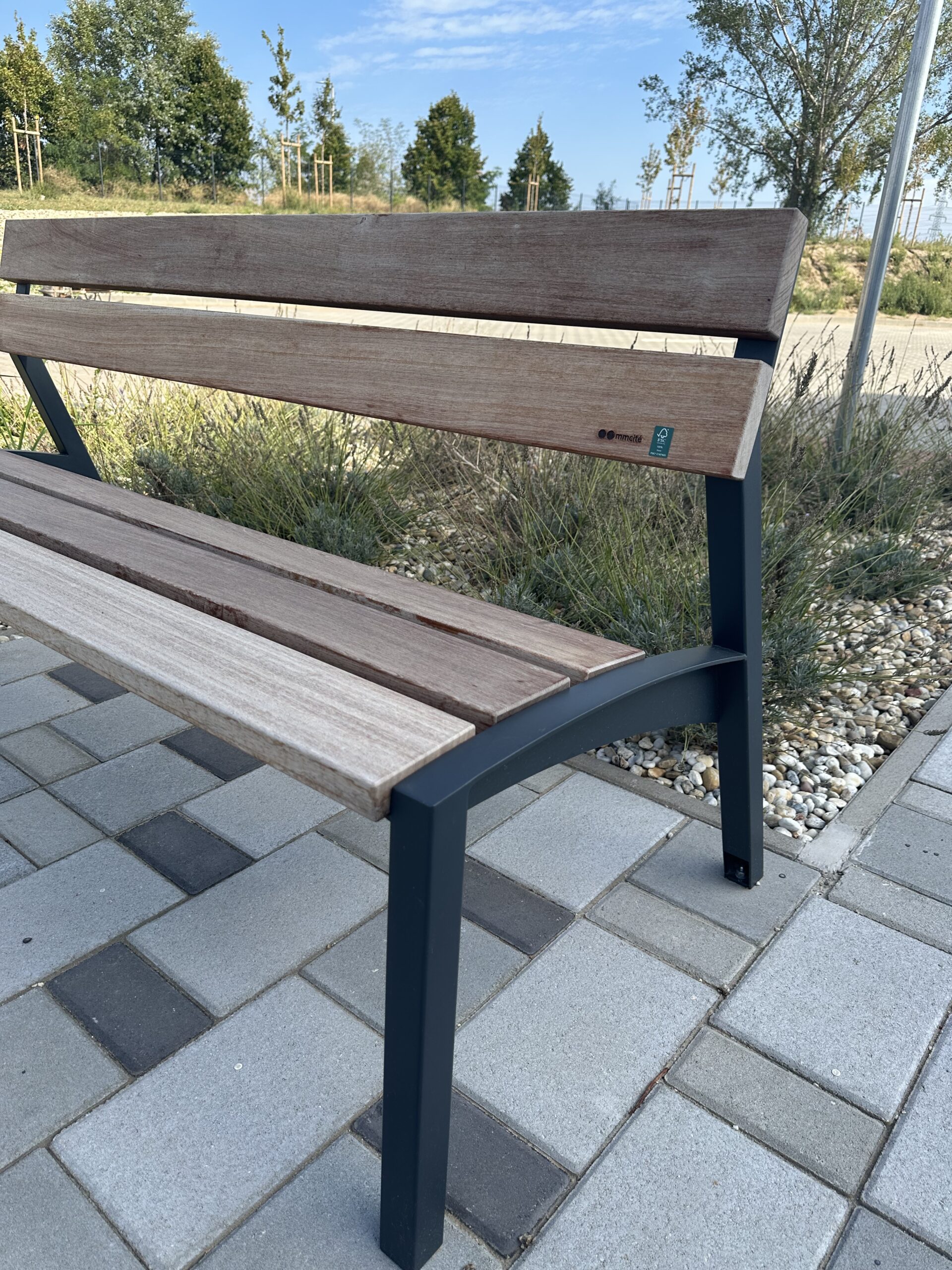 Közterületi hulladékgyűjtés és szemétszedés ipari parkokban